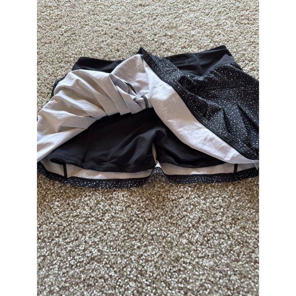 Lululemon Circuit Breaker Skirt Skort Splatter White Black Women's Size 4 /s1 - Picture 4 of 6